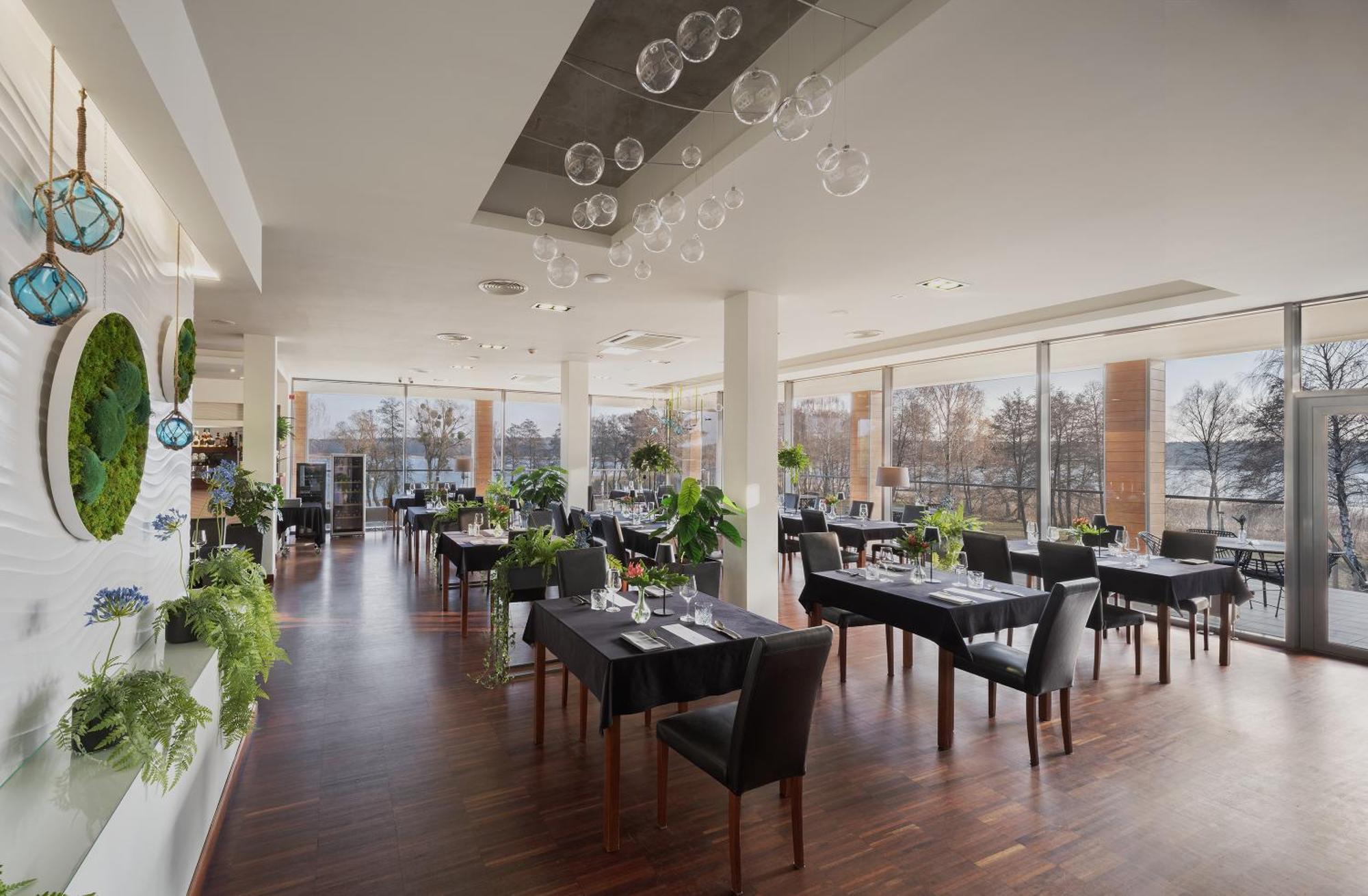 Hotel Moran & Spa Powidz  Eksteriør billede