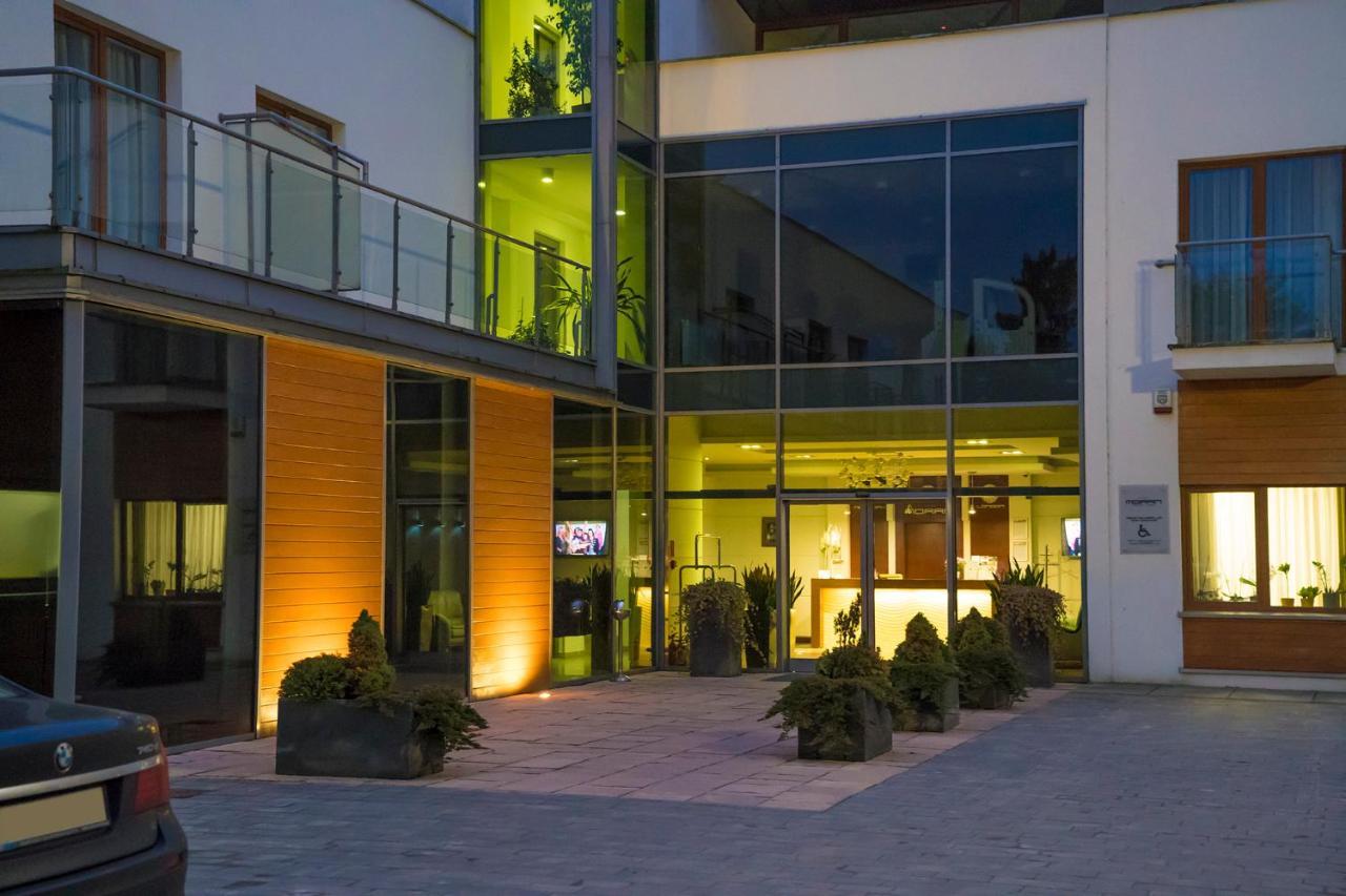 Hotel Moran & Spa Powidz  Eksteriør billede
